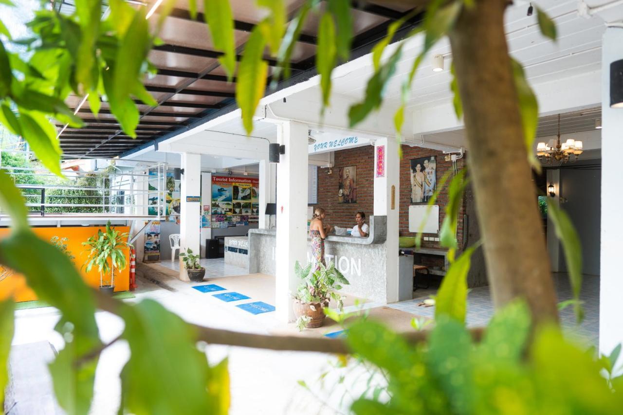 K-Bunk Aonang Center Hotell Ao Nang Exteriör bild